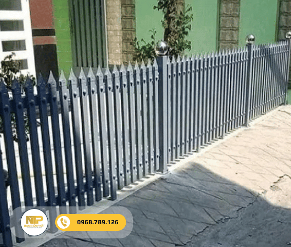 Hàng rào sắt hộp