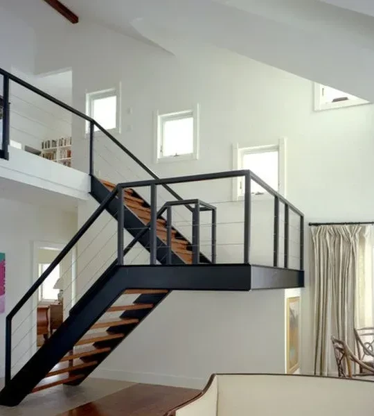 Cầu thang sắt gác lửng