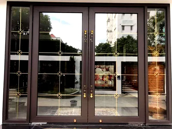 Báo giá thi công nhôm kính