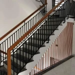 Lan can sắt cầu thang