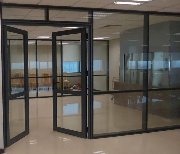 Thi công nhôm kính m² bao nhiêu