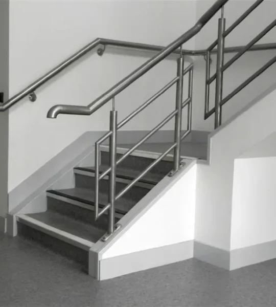 Cầu thang sắt tay vịn inox