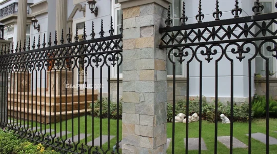 Thiết kế hàng rào sắt theo yêu cầu